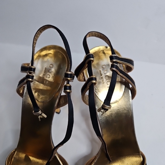 Gucci Gold Strap Stiletto Sandals with Bee Embellishment Size 8.5B - Picture 14 of 15